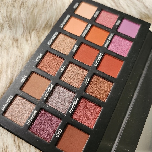 RARE DISCONTINUED Kab Cosmetics Day + Night Eyeshadow Palette - Picture 5 of 5